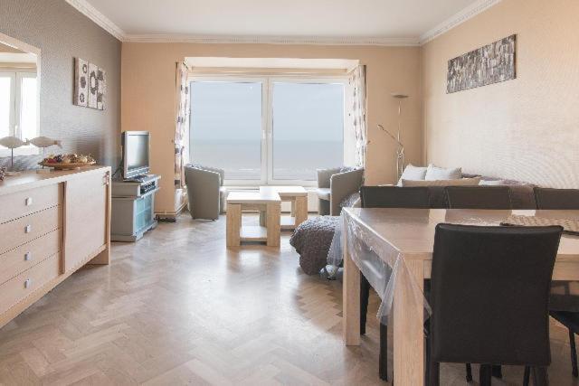 Toplocatie Middelkerke Frontal Sea View Esterno foto